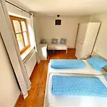 Ferienwohnung Kommod